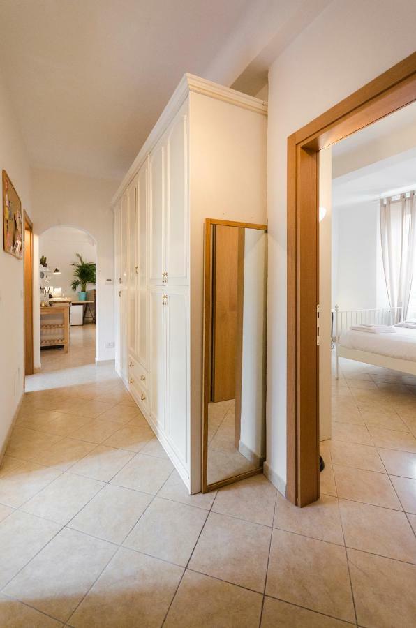 Petroni Apartment Bologna Luaran gambar