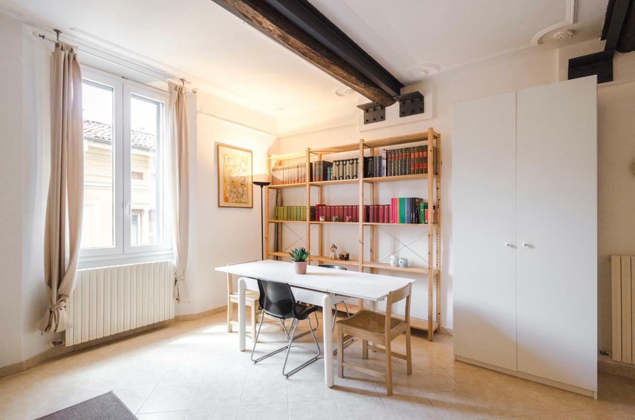 Petroni Apartment Bologna Luaran gambar