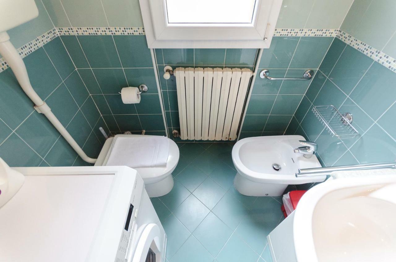 Petroni Apartment Bologna Luaran gambar